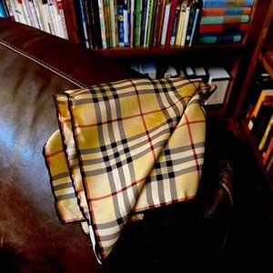 Burberry scarf